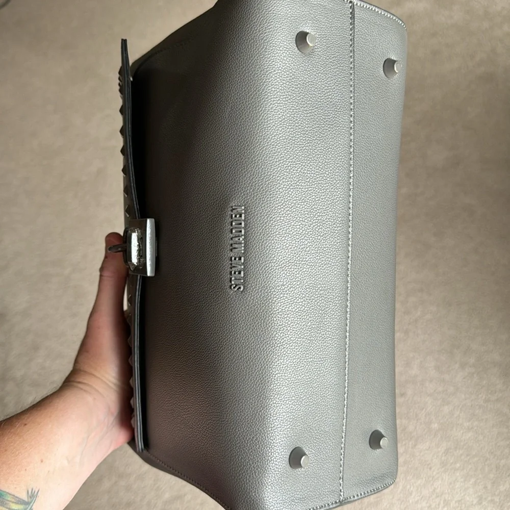 STEVE MADDEN gray Handbag, NWT! - Picture 10 of 10